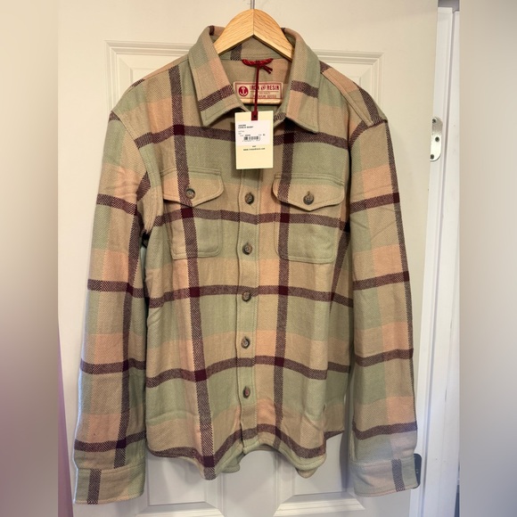 Iron & Resin Heavy Conejo Green/Brown Shirt XL - Picture 1 of 5